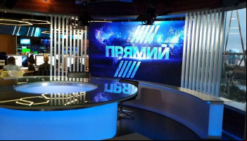Новогоднее шоу на «Прямом»